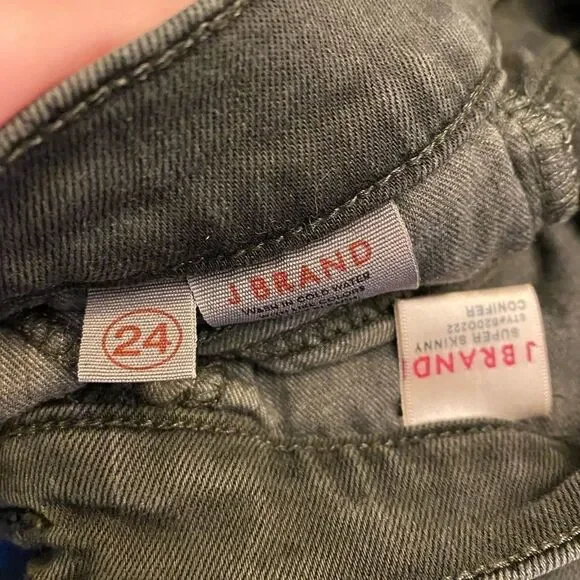 J Brand • green skinny jeans - Picture 4 of 5